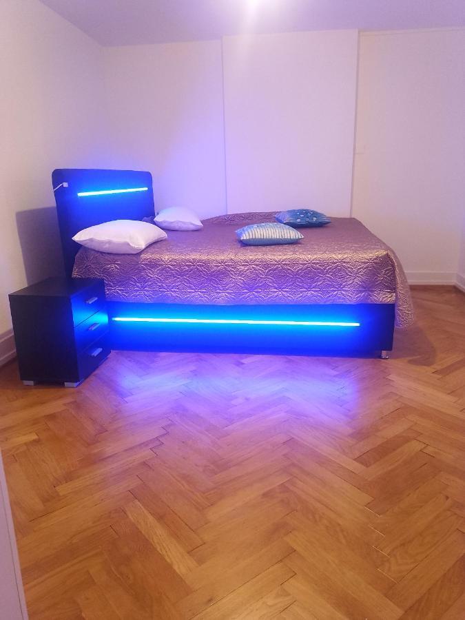 Charming Flat Center And Near The Lake Genf Kültér fotó